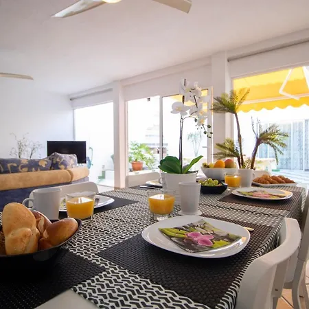 Spacious And Well Lit Chalet In Maspalomas *