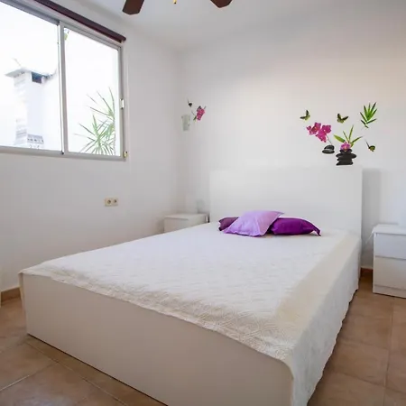 Spacious And Well Lit Chalet In Maspalomas